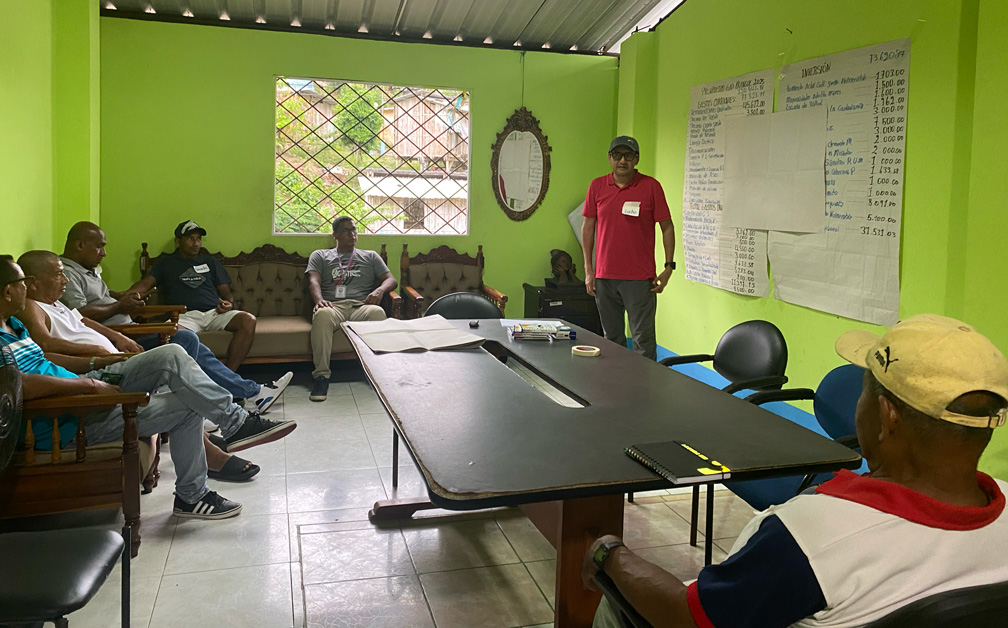 Impactos de la degradación de los bosques a poblaciones locales Lineamientos para la política pública para mitigar estos impactos. 